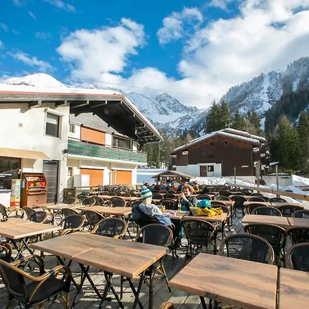 Sainte-foy-l'argentiere Sleeps 3 아파트